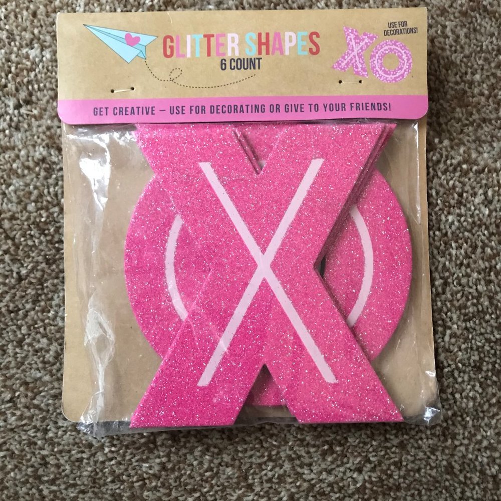 6 Glitter Shapes Valentine's XO (NEW)
